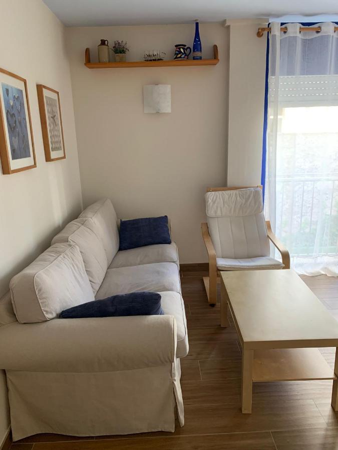 Cosy Apartment In L Escala, 7 Mins Walk To The Closest Beach, Riells L' Escala Exterior foto